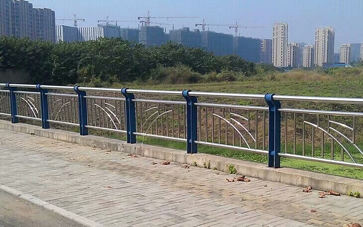 不銹鋼復(fù)合管護(hù)欄，不銹鋼復(fù)合管欄桿